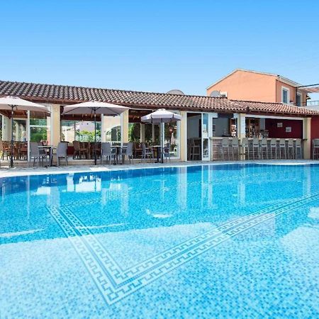 Asteraki Poolside Apartment By Dadovillas Akharavi Extérieur photo